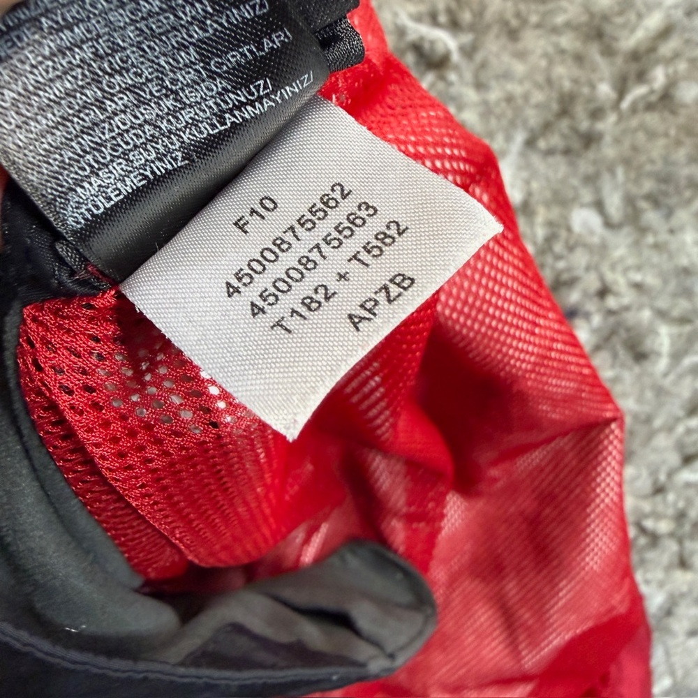 Kids The North Face Hyvent Summit Jacket youth 10-12 Black - Picture 8 of 10